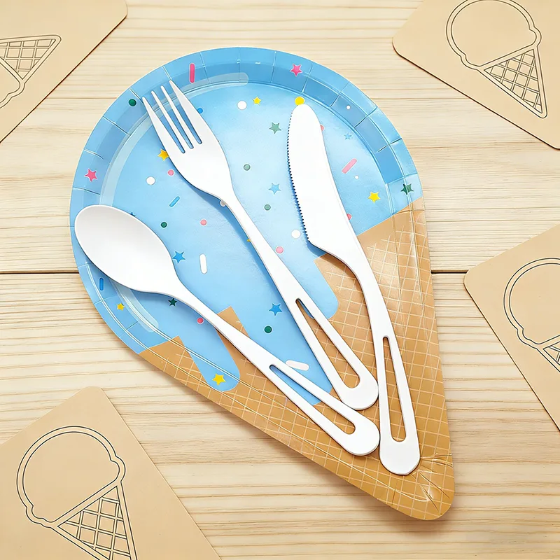 Экологичные пластиковые столовые приборы в форме капель