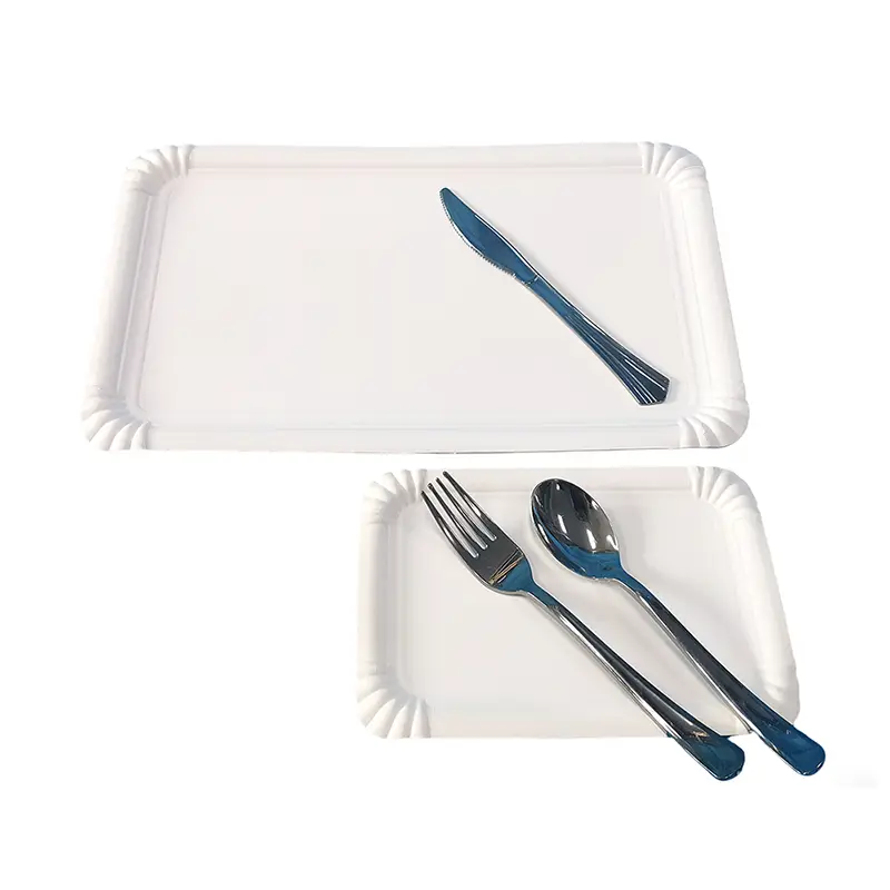 Прямоугольная белая бумажная тарелка для торта